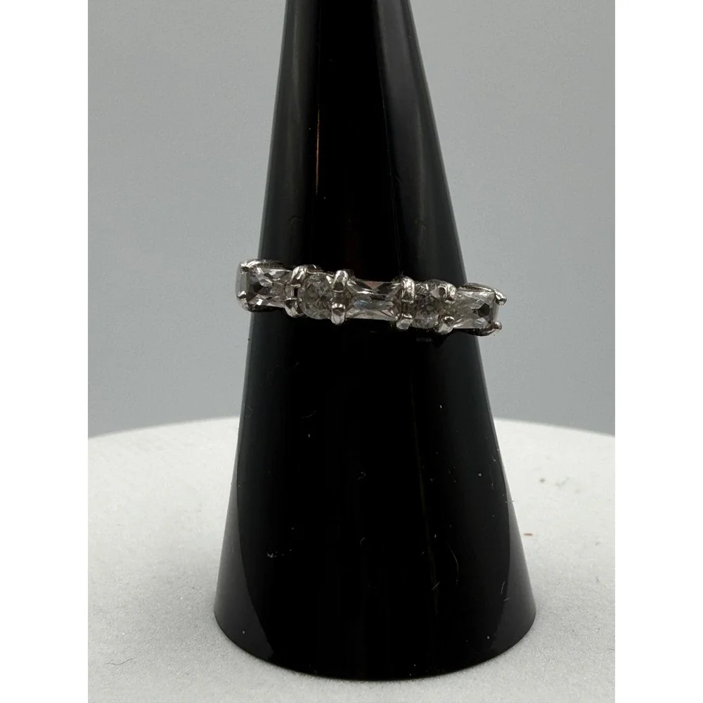 925 Sterling Silver Cubic Zirconia 5‎ Stone Ring Thailand Size 7